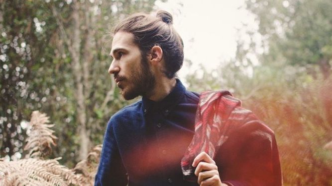 carlos-sadness-anatomias-intimas