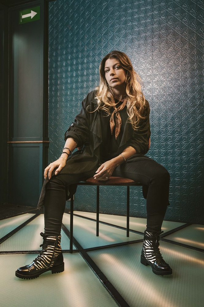 thais blume rocktotal cafe comercial