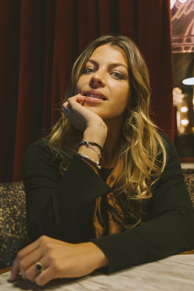 thais blume rocktotal