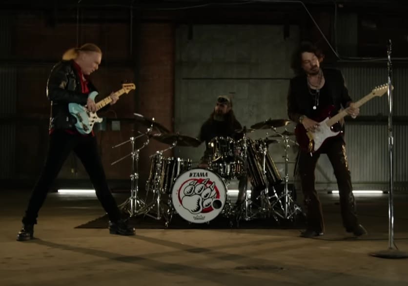 the winery dogs vídeo mad world