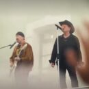 U2