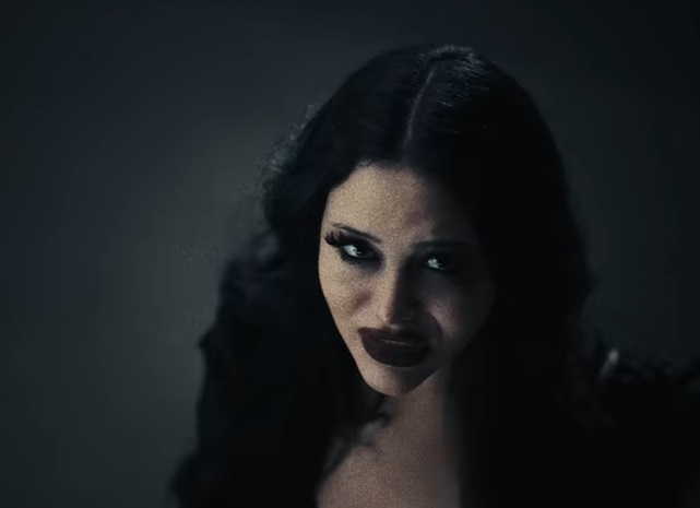 I Prevail con Amira Elfeky en el single "Paradise"