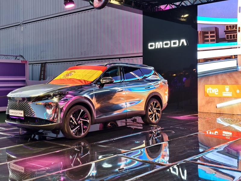 omoda mad cool