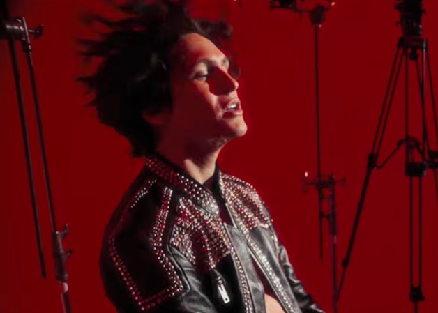 Huddy vuelve con nueva canción "Cheap"