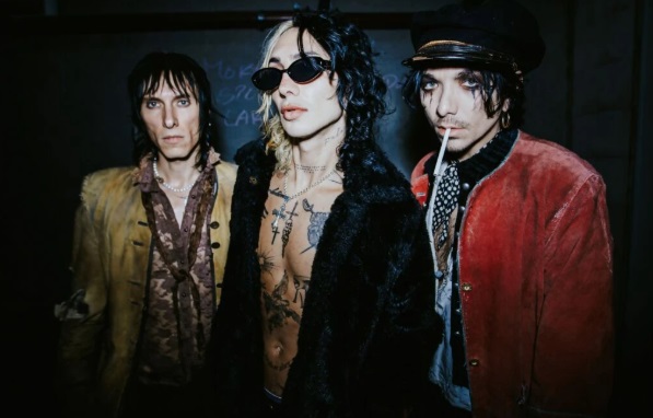palaye royale